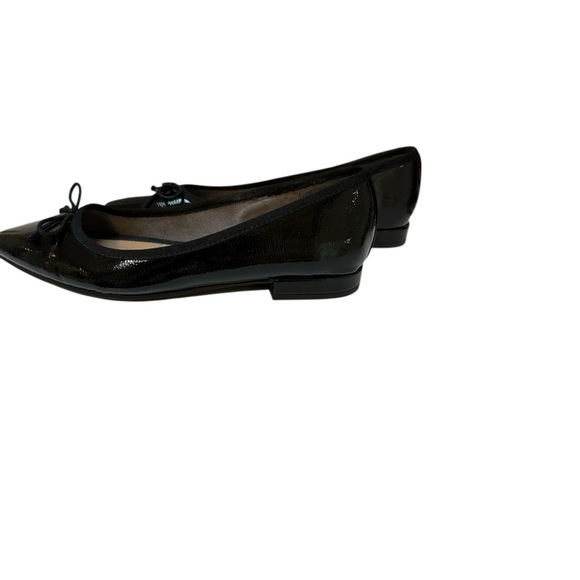 Kelly and Katie Elegant Black Women's Flats - Picture 5 of 5